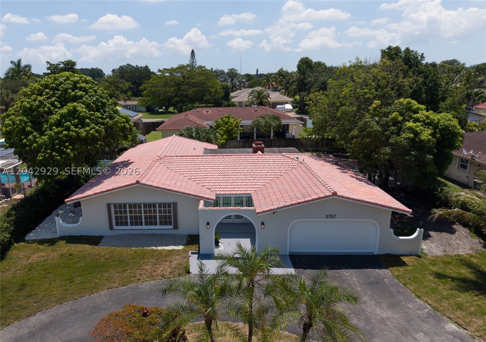 CORAL SPRINGS COUNTRY CLU - Residential