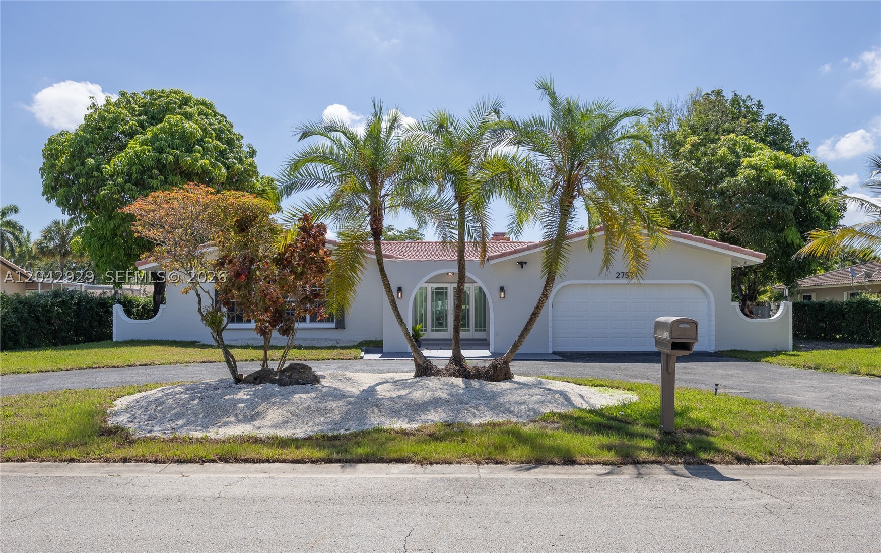 CORAL SPRINGS COUNTRY CLU - Residential
