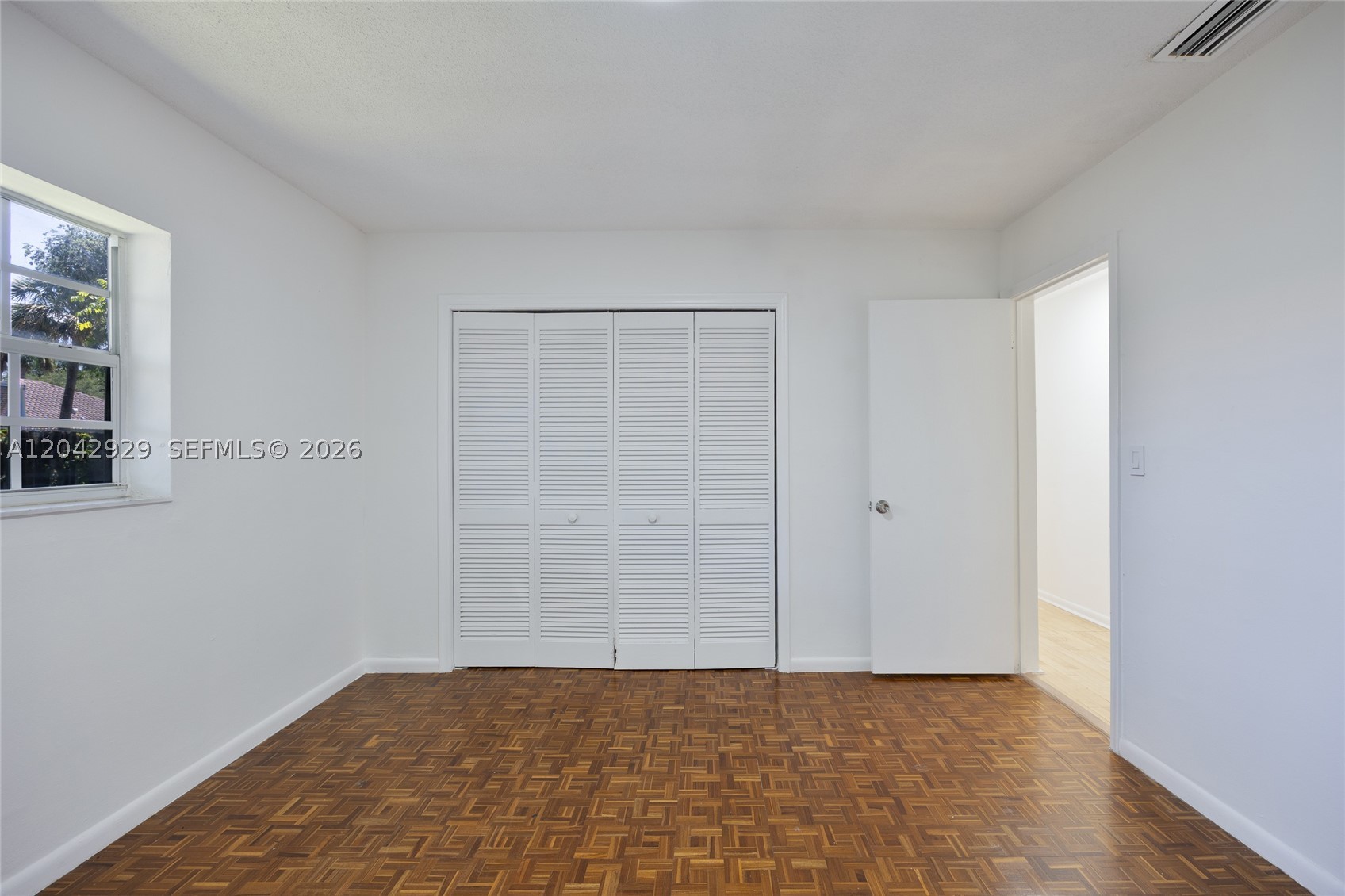 CORAL SPRINGS COUNTRY CLU - Residential