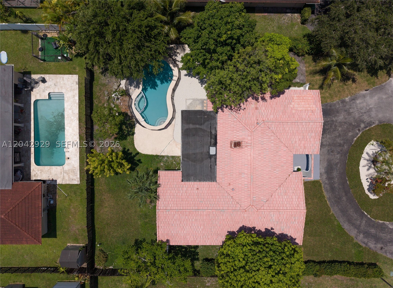 CORAL SPRINGS COUNTRY CLU - Residential