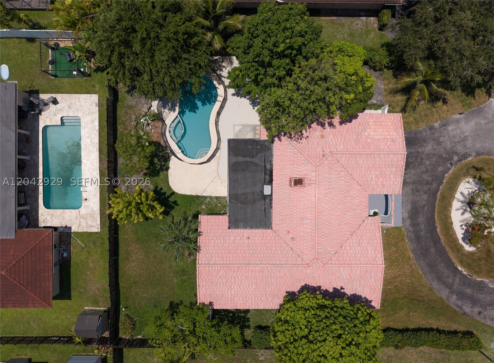 CORAL SPRINGS COUNTRY CLU - Residential
