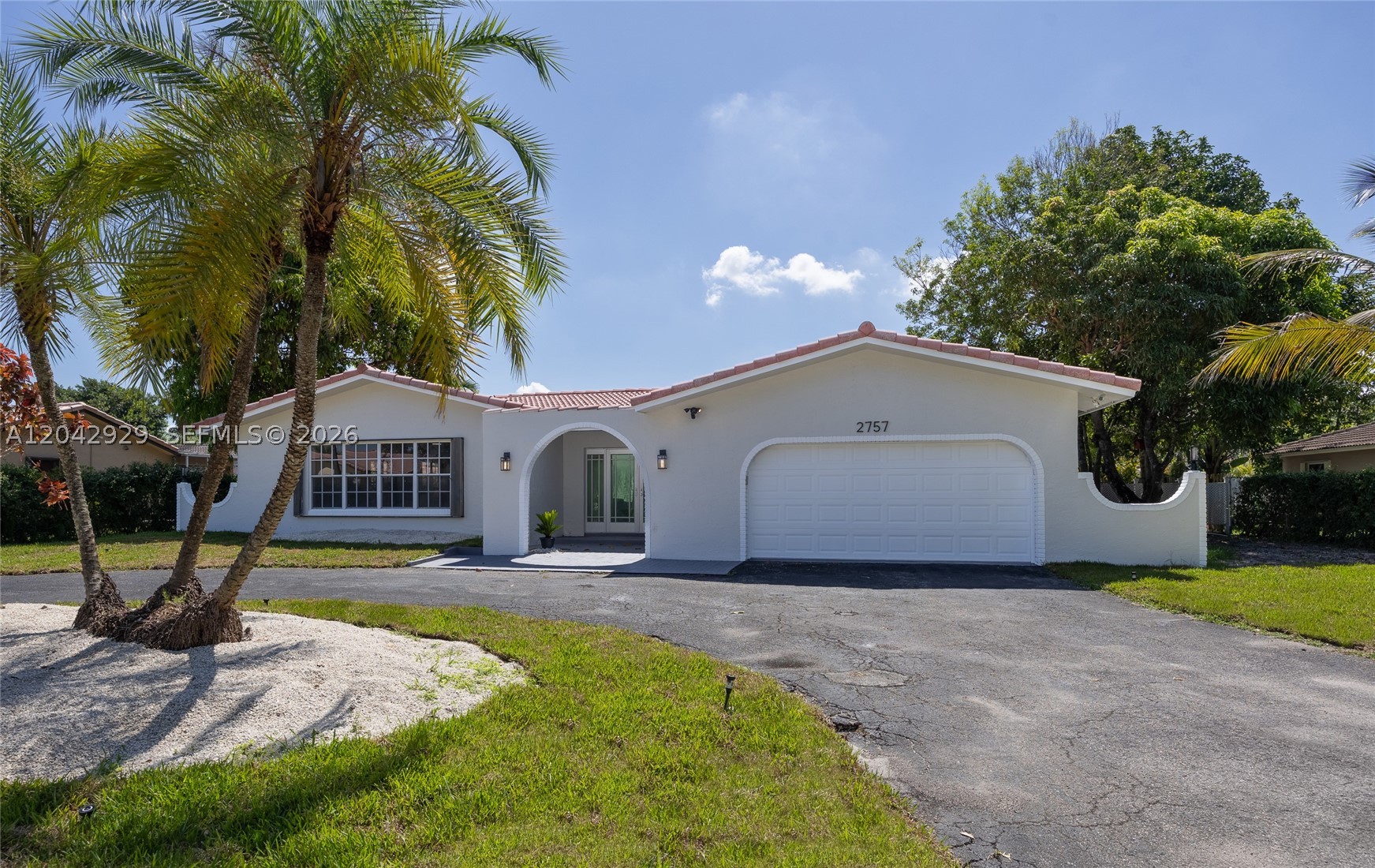 CORAL SPRINGS COUNTRY CLU - Residential