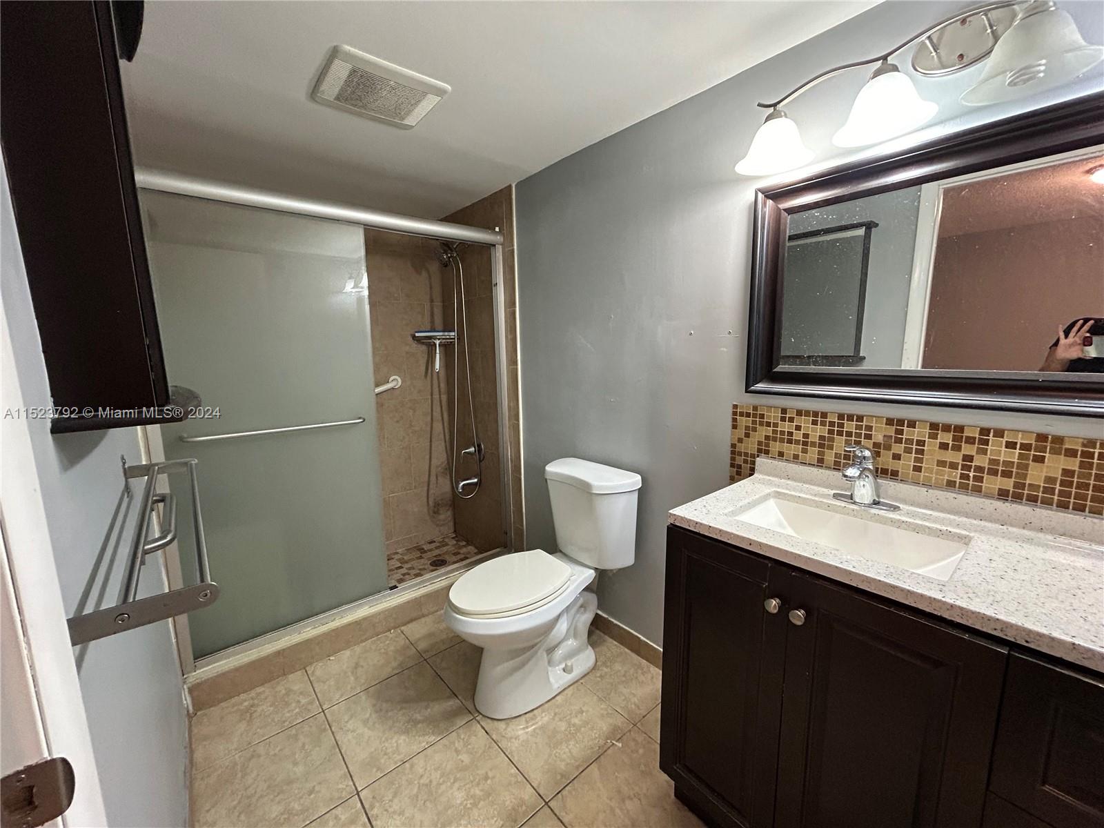 WIMBLEDON AT JACARANDA CO - Residential Lease