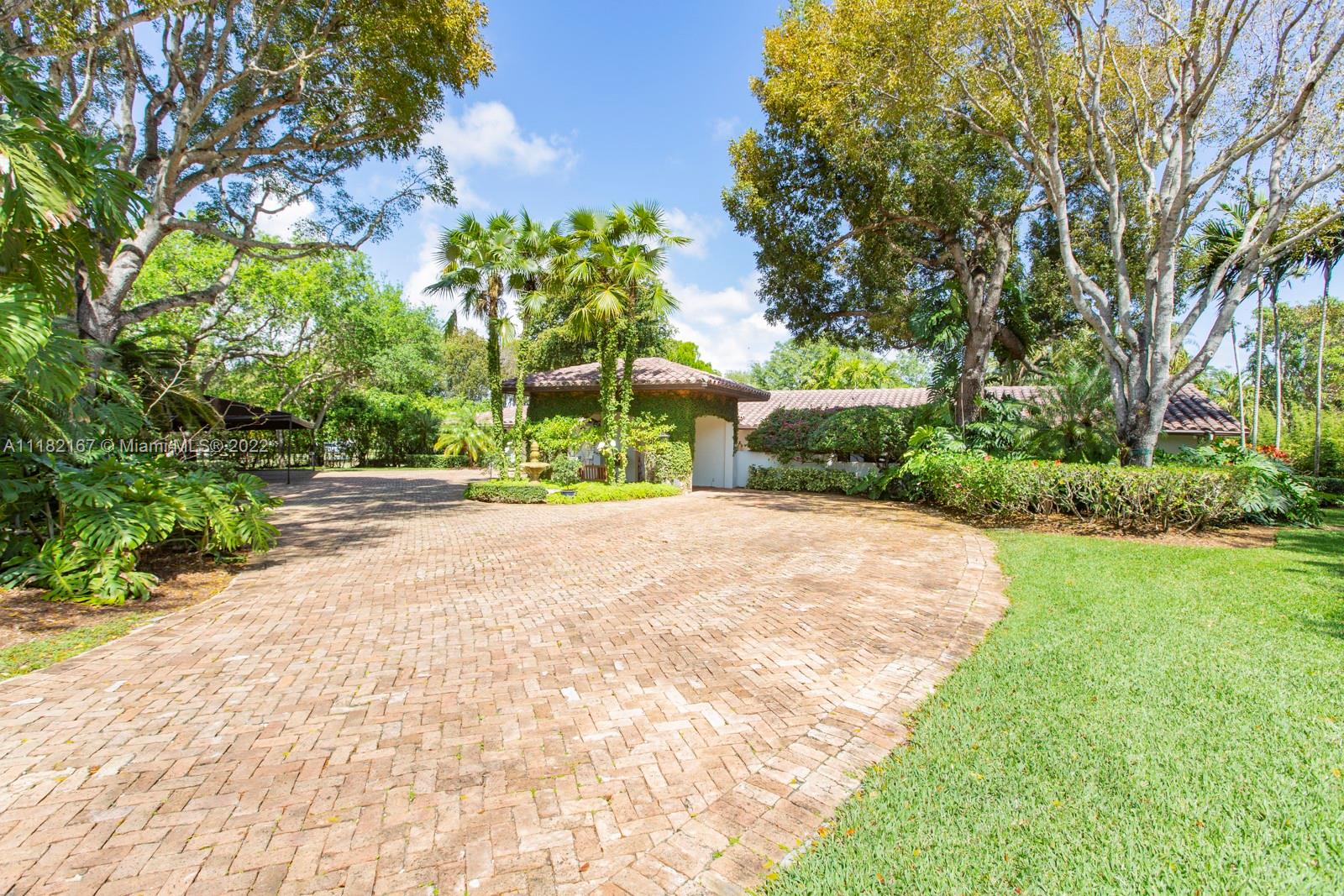 RIDGELINE ESTATES - Residential