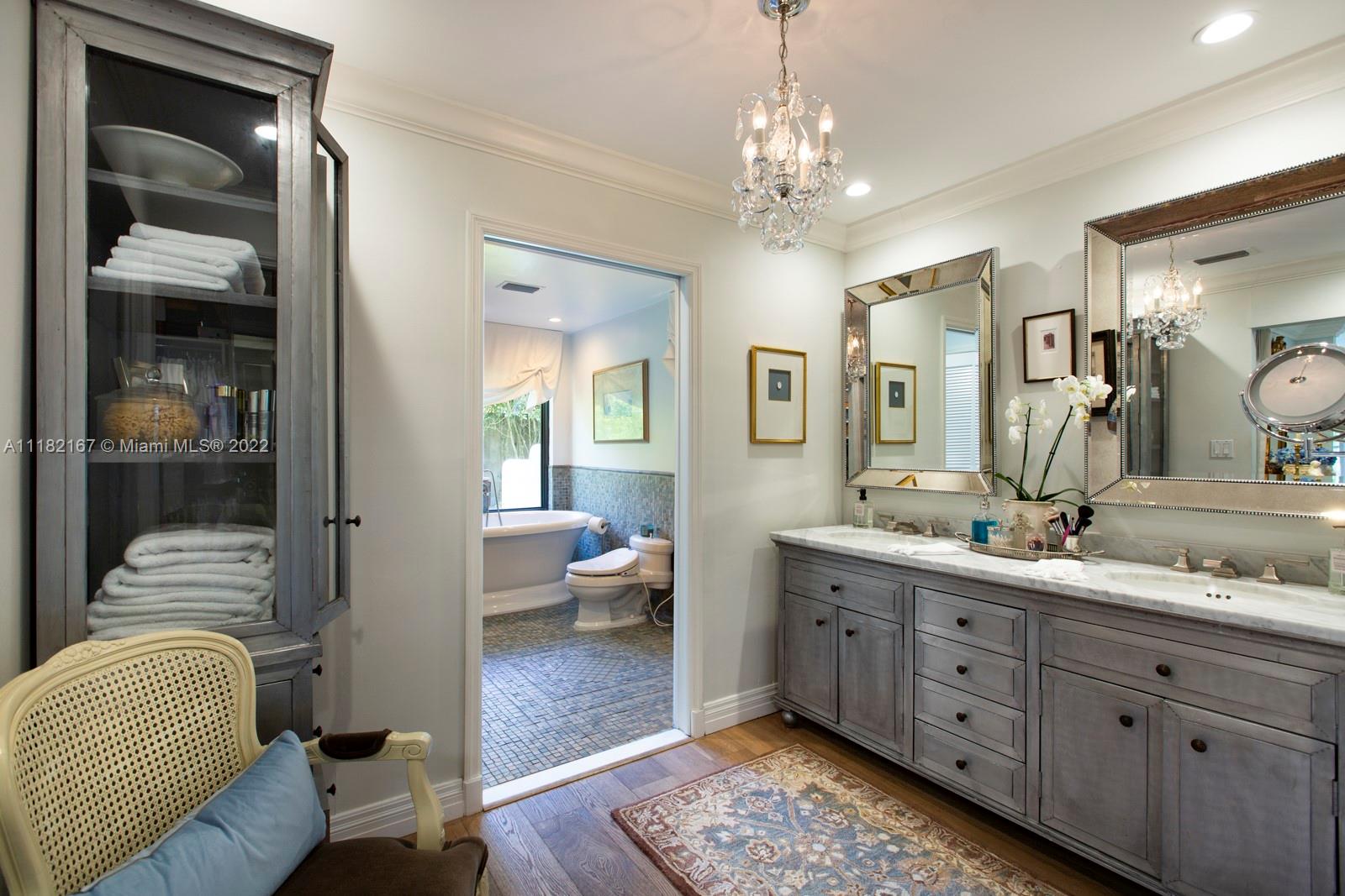 RIDGELINE ESTATES - Residential