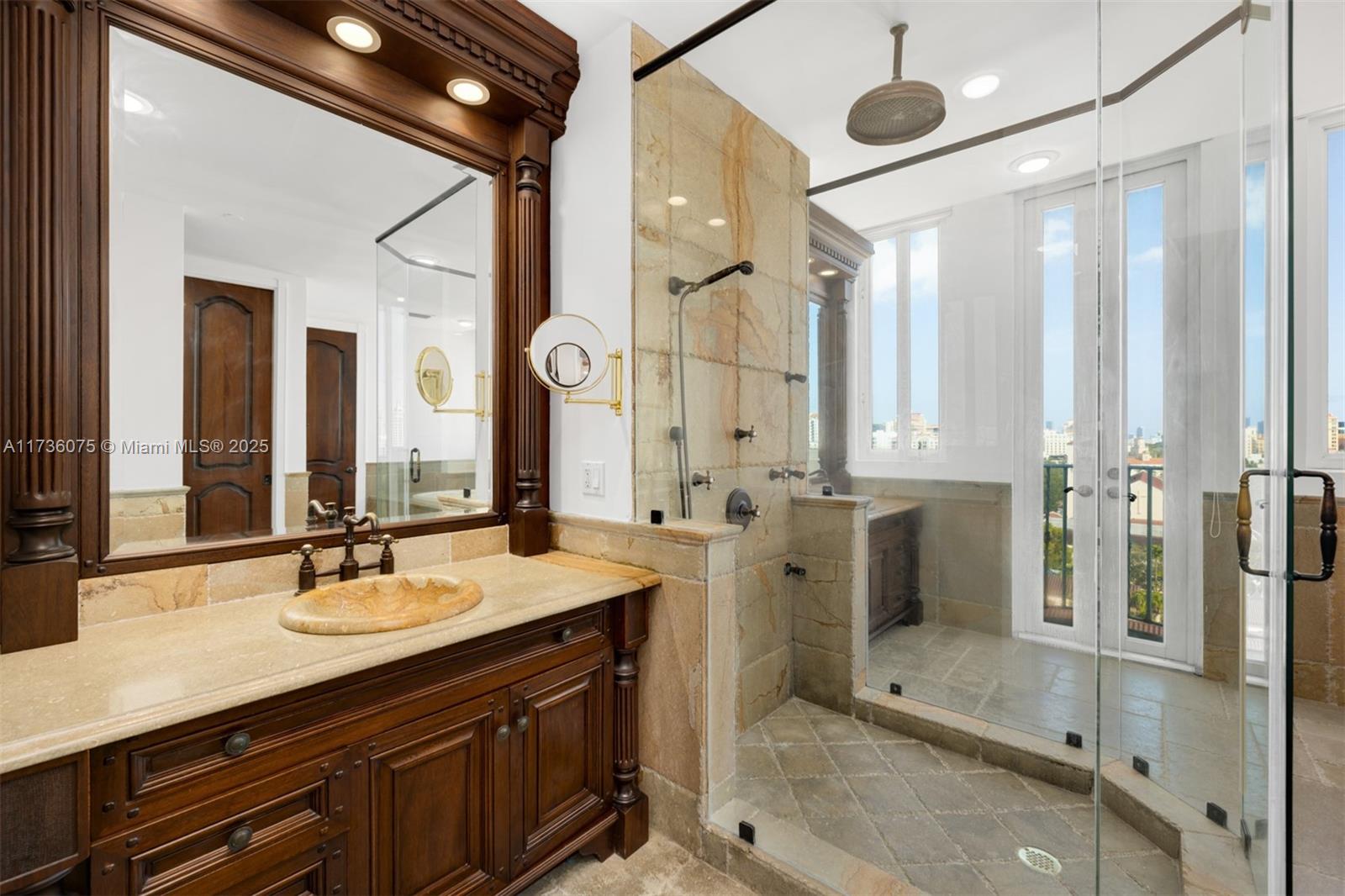 SEGOVIA TOWER CONDO - Residential