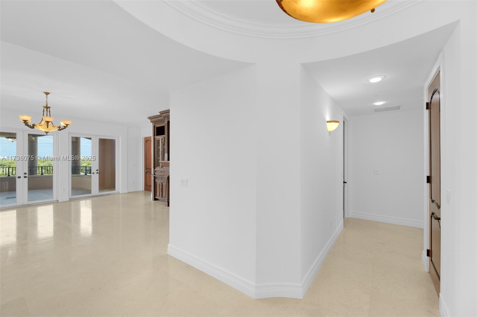 SEGOVIA TOWER CONDO - Residential