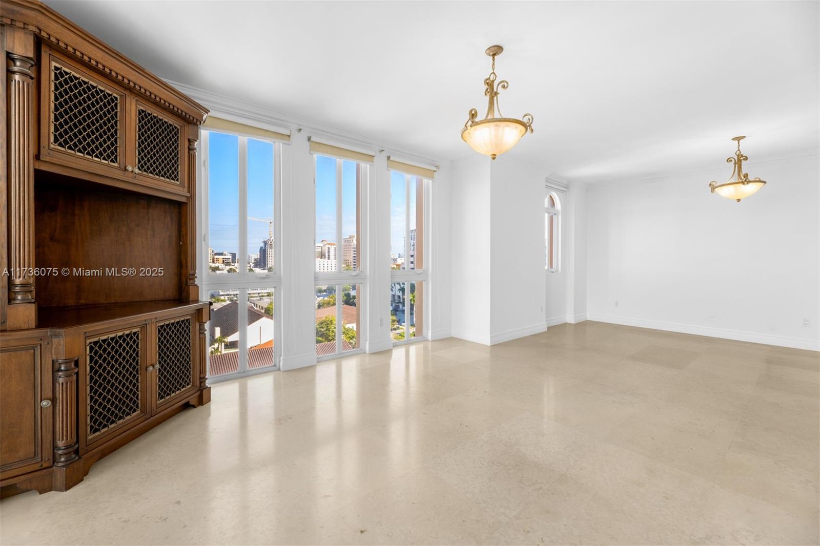 SEGOVIA TOWER CONDO - Residential