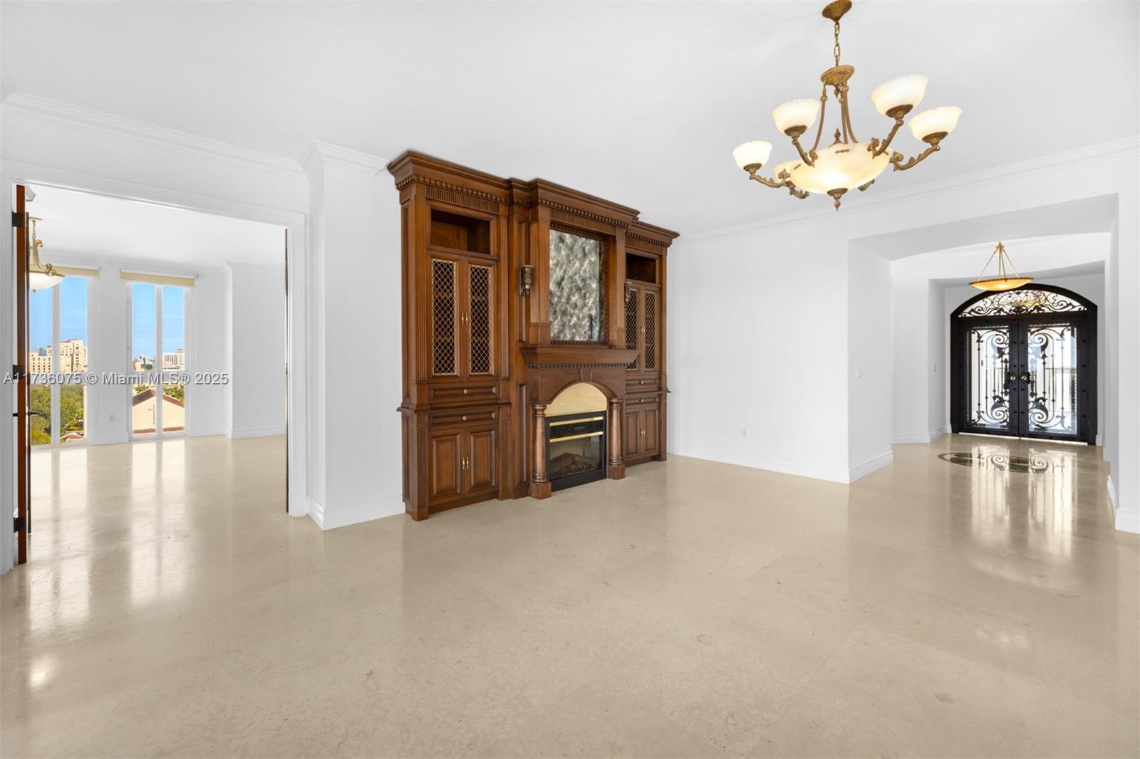 SEGOVIA TOWER CONDO - Residential