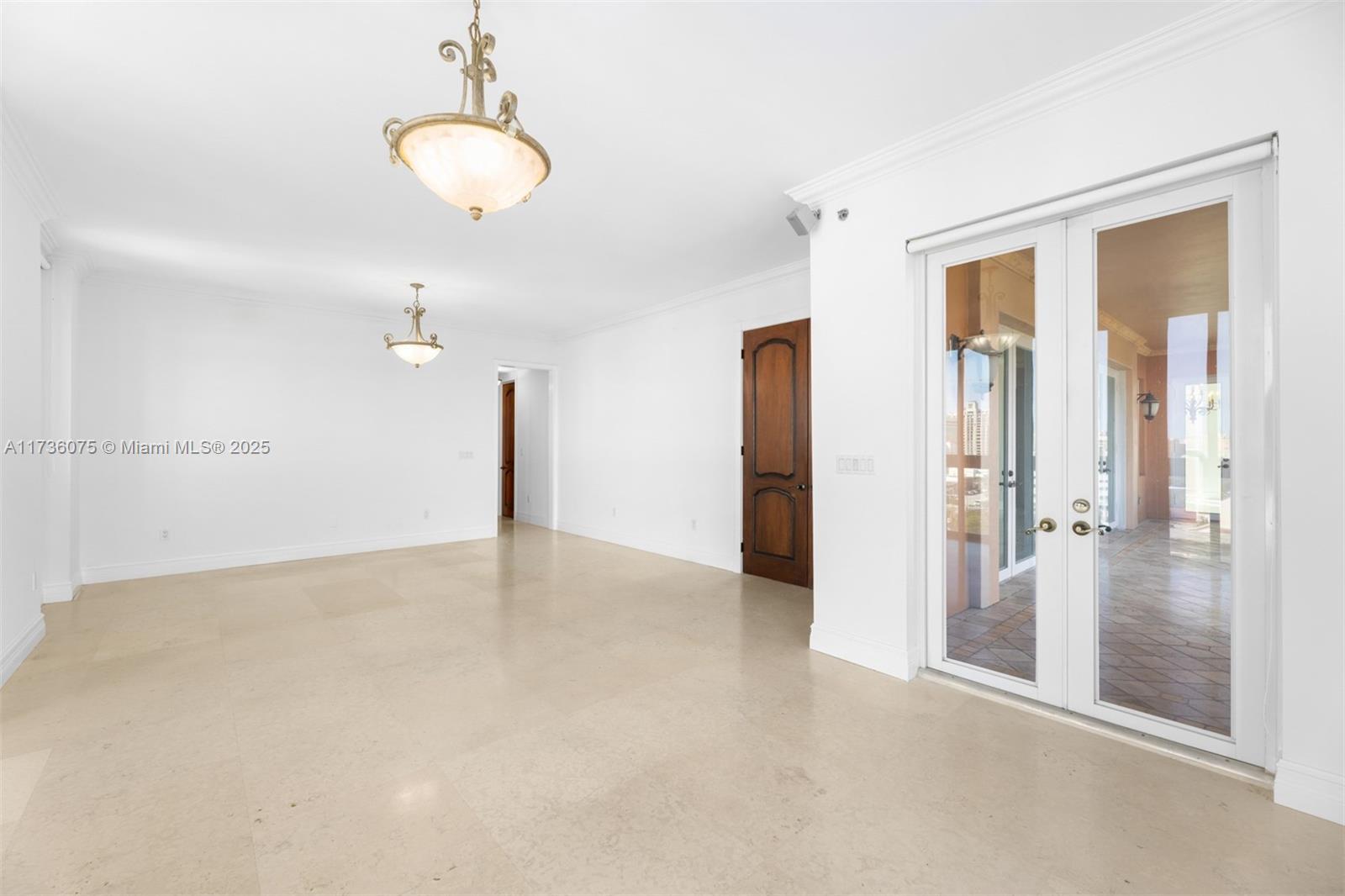 SEGOVIA TOWER CONDO - Residential