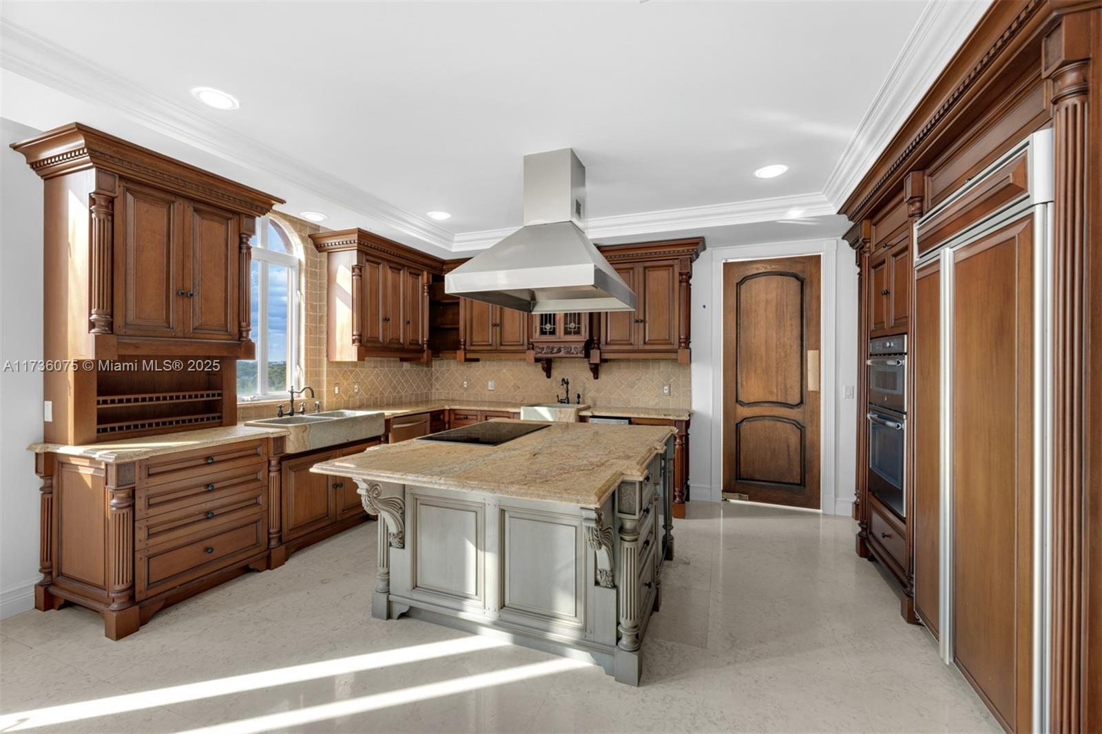 SEGOVIA TOWER CONDO - Residential