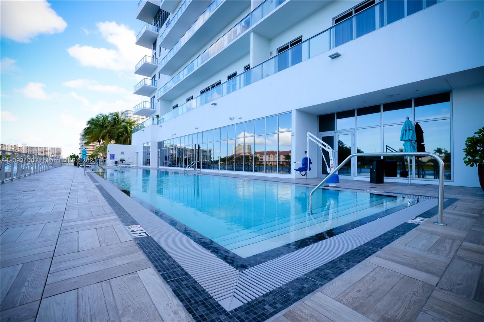 4010 SOUTH OCEAN CONDO - Residential