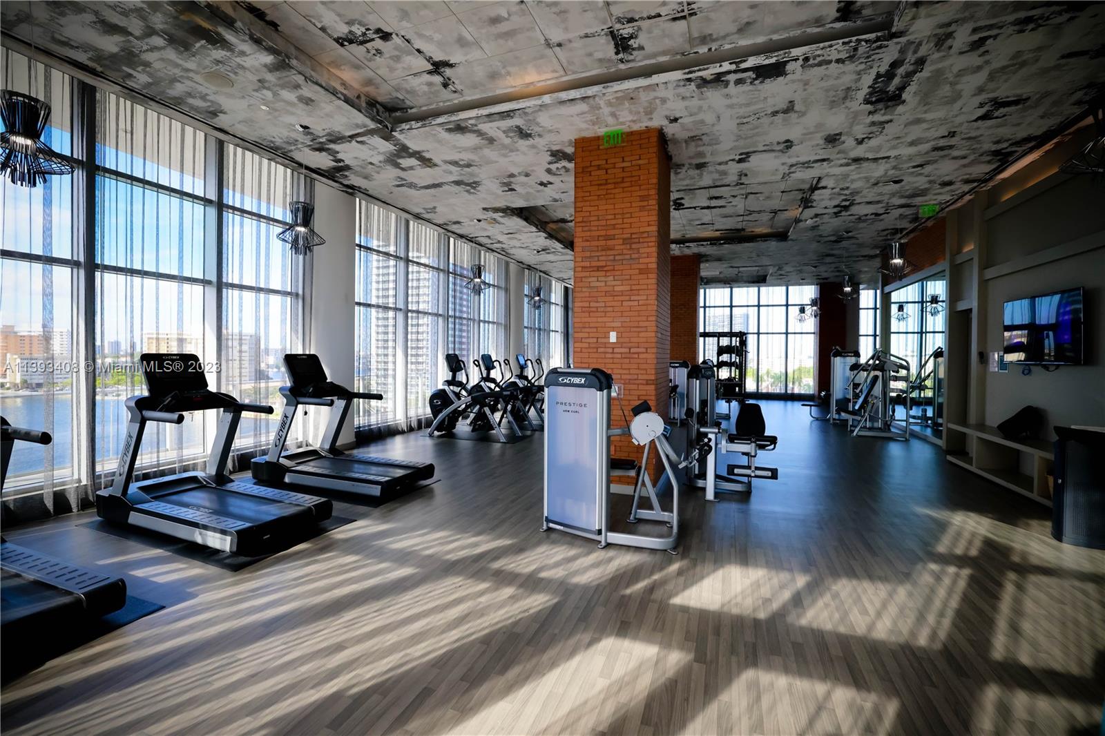 4010 SOUTH OCEAN CONDO - Residential
