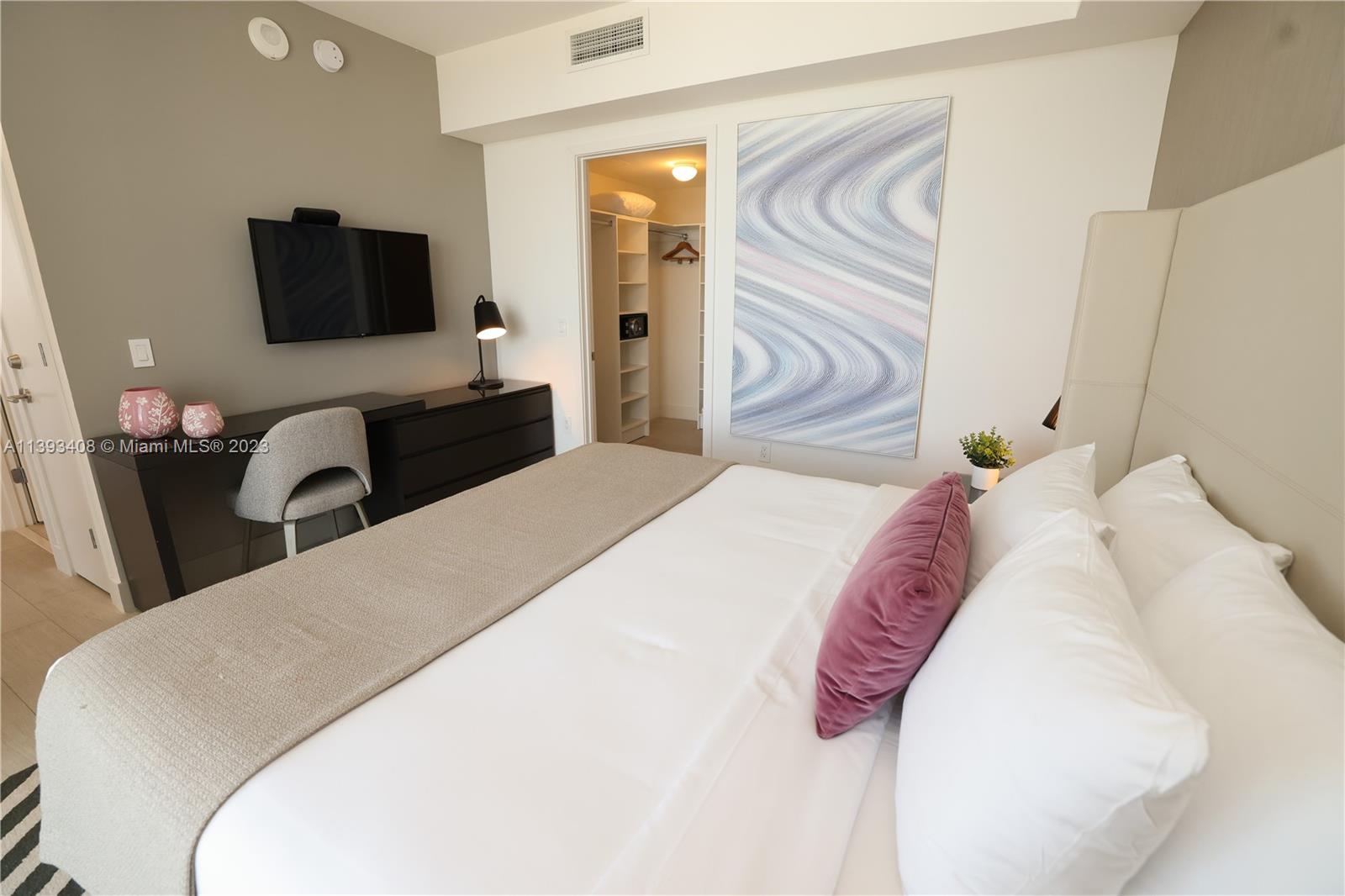 4010 SOUTH OCEAN CONDO - Residential