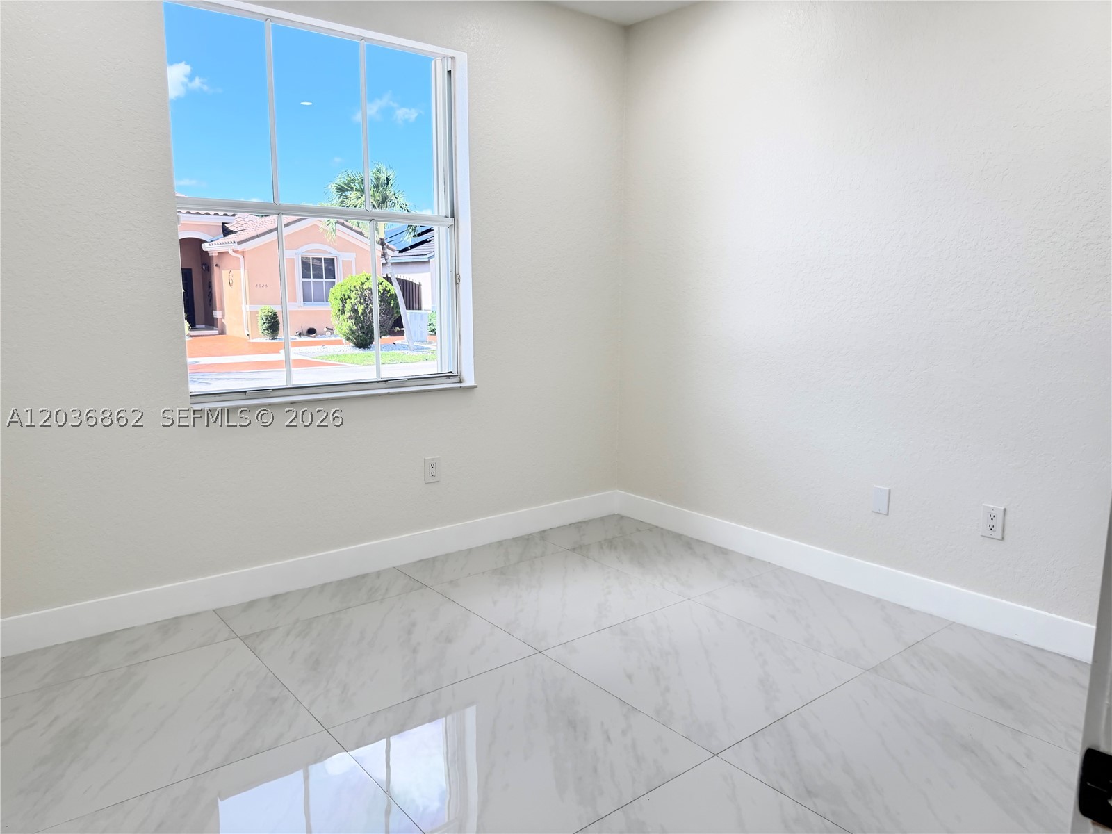 SPANISH LAKES 2ND ADDN - Residential Lease