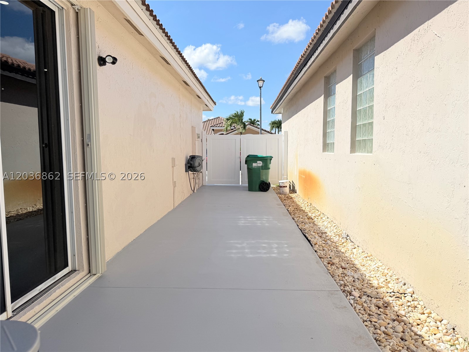 SPANISH LAKES 2ND ADDN - Residential Lease