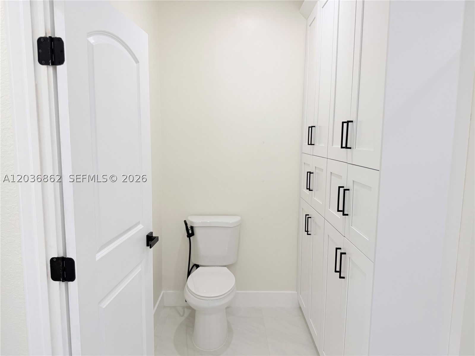 SPANISH LAKES 2ND ADDN - Residential Lease