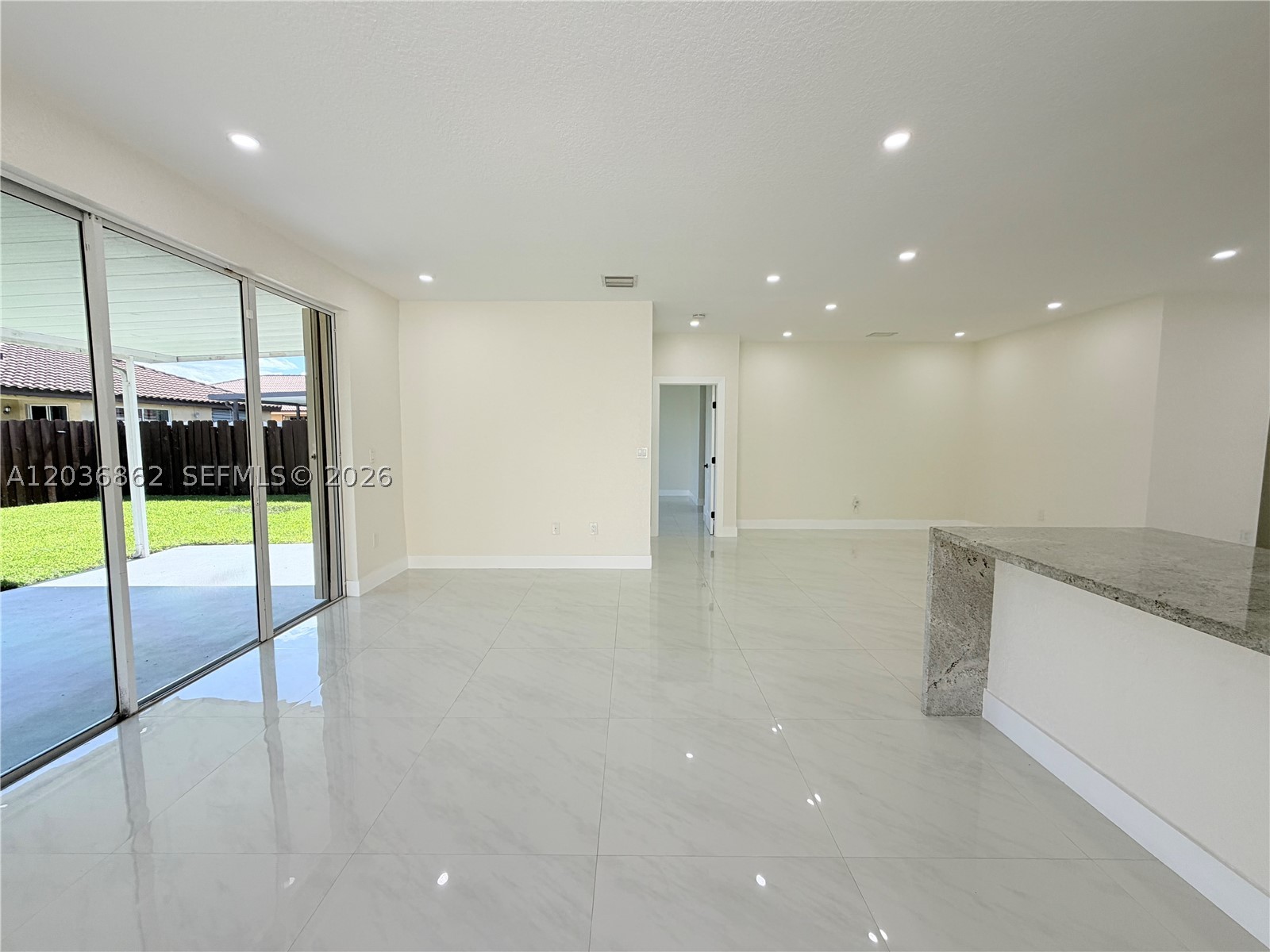 SPANISH LAKES 2ND ADDN - Residential Lease