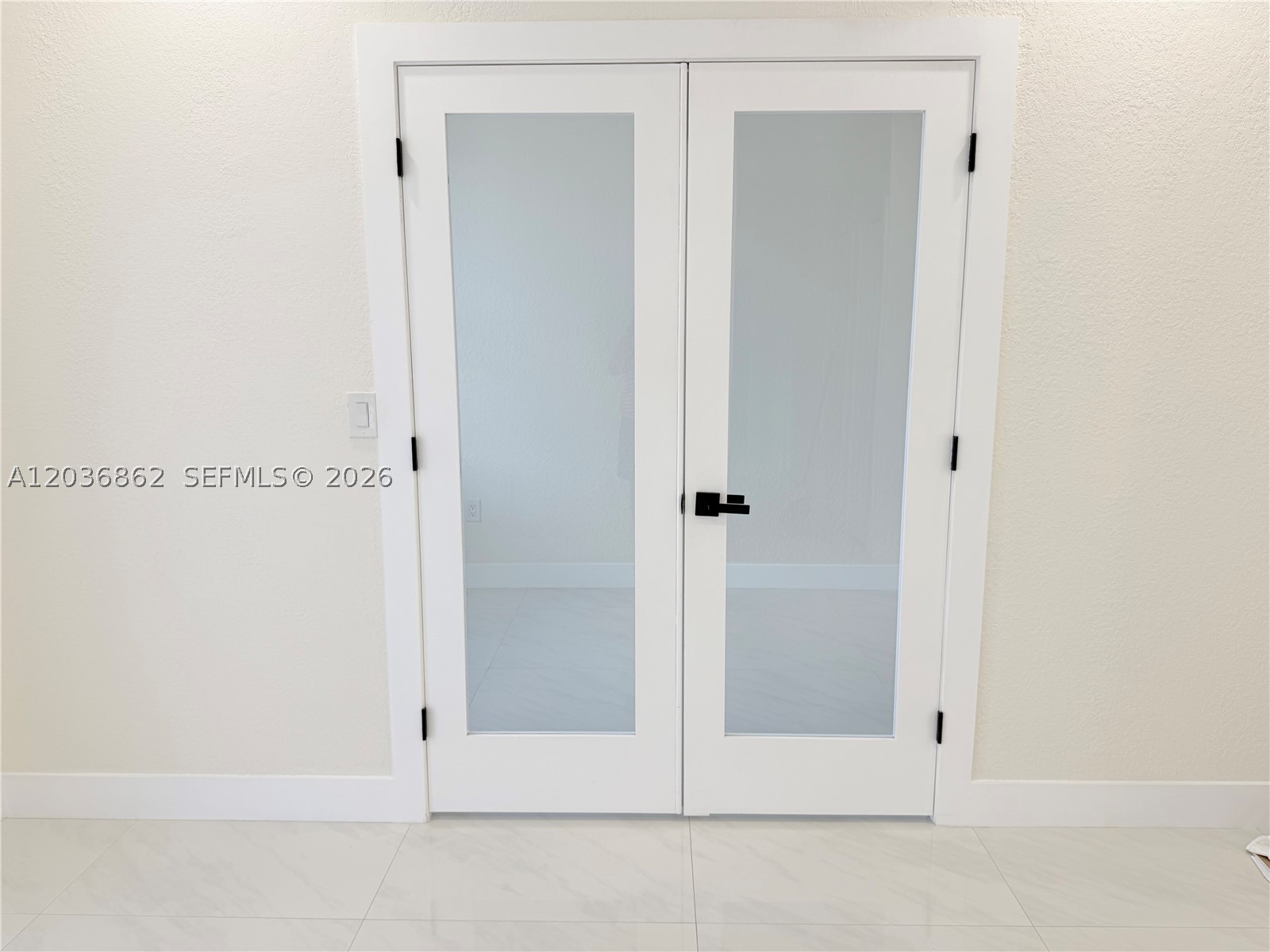 SPANISH LAKES 2ND ADDN - Residential Lease