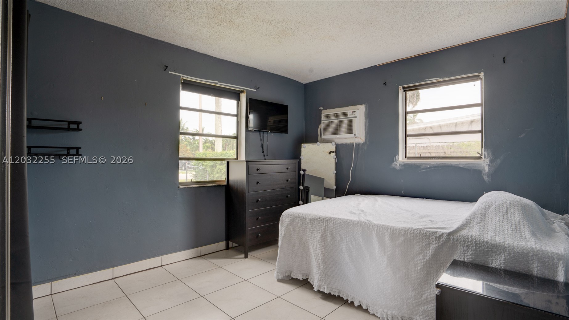 TROPICAL ESTATES 1ST ADDN - Residential
