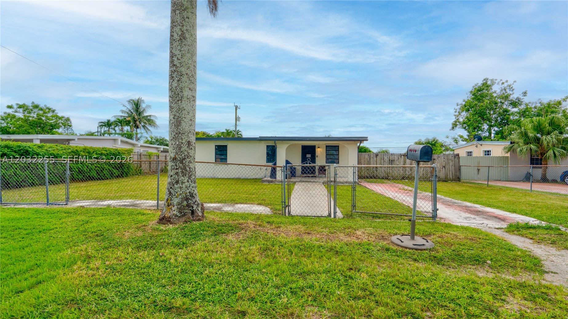 TROPICAL ESTATES 1ST ADDN - Residential