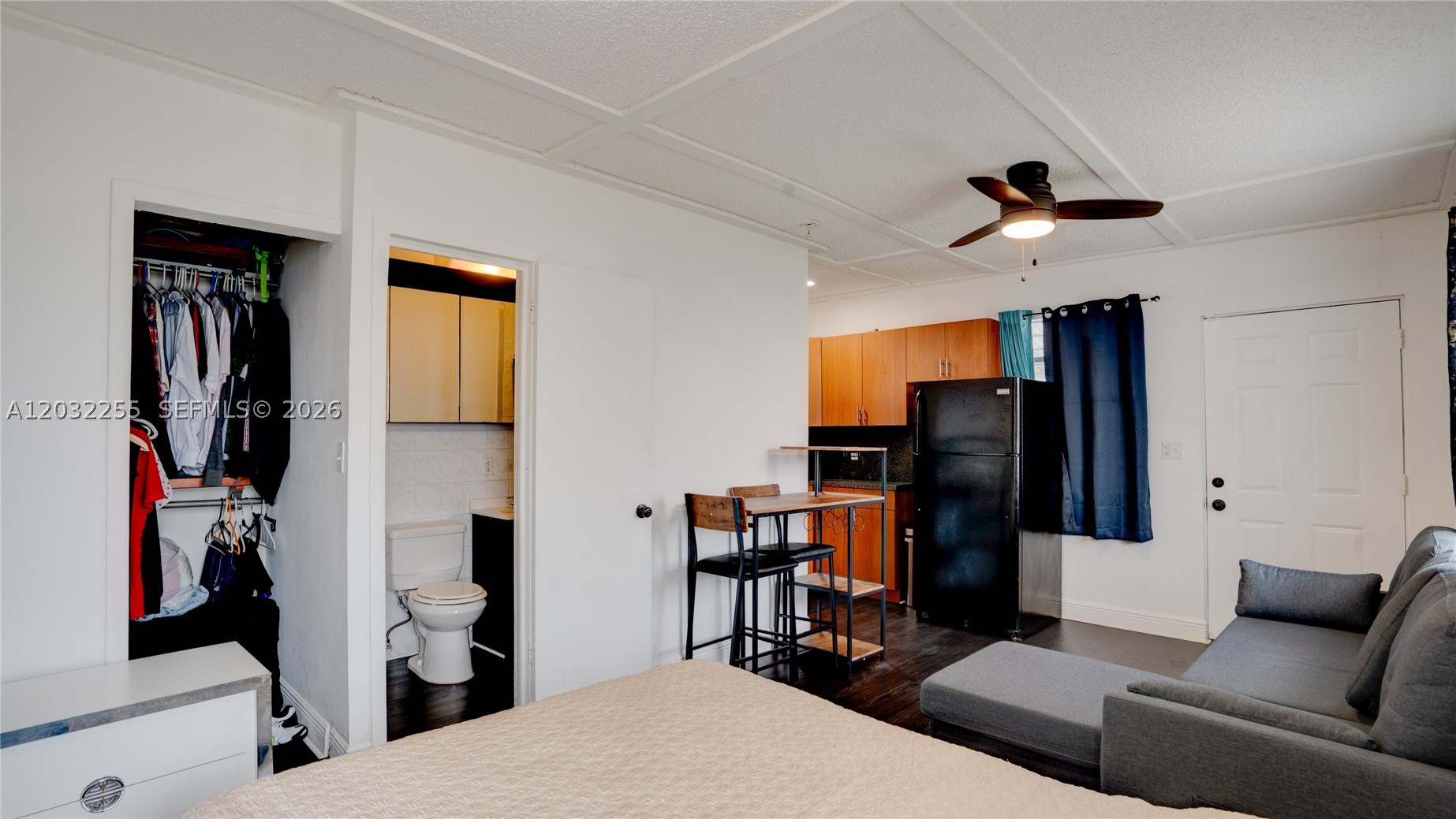 TROPICAL ESTATES 1ST ADDN - Residential