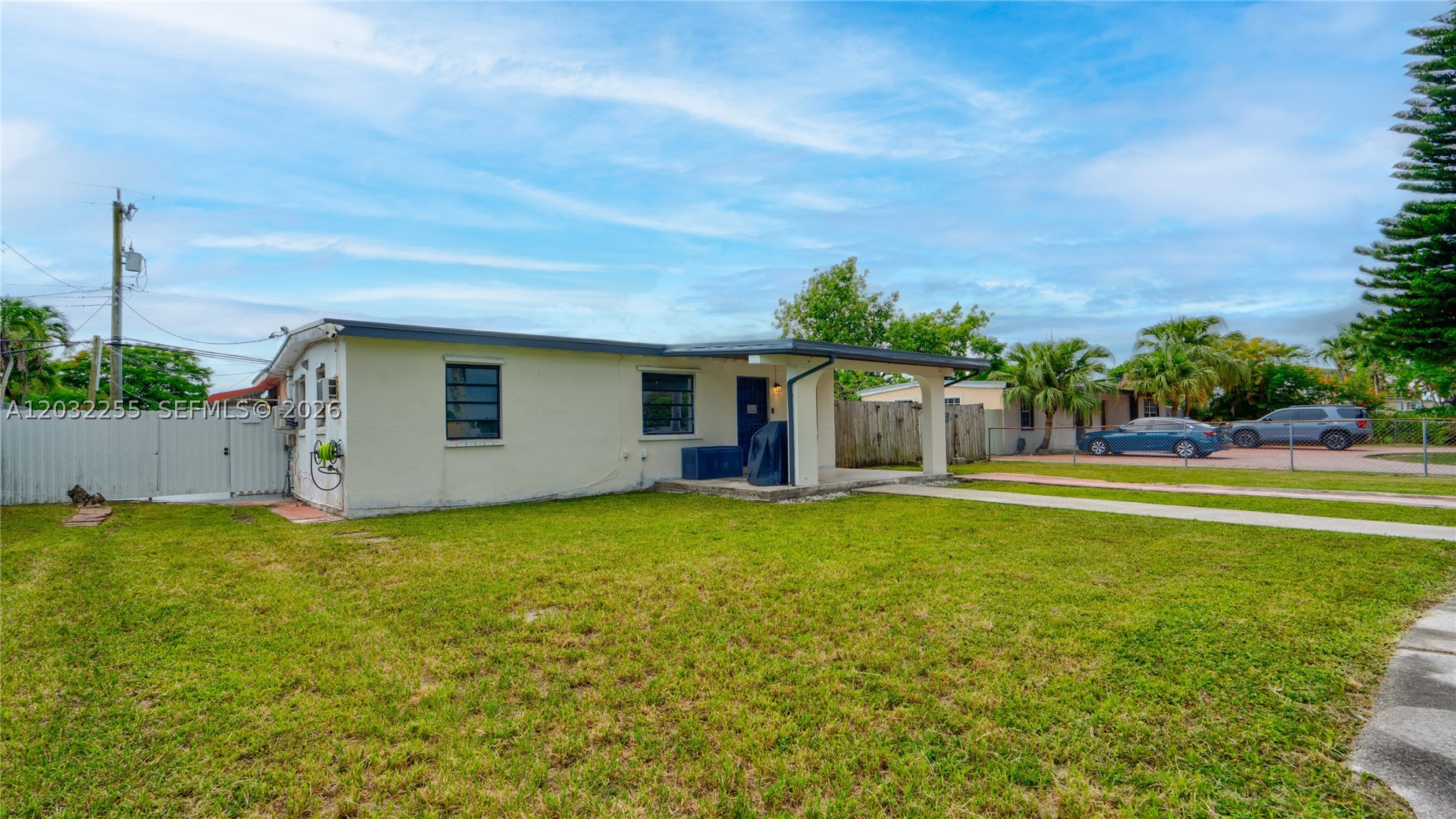 TROPICAL ESTATES 1ST ADDN - Residential