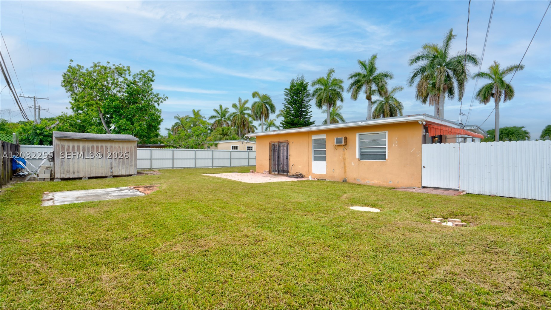 TROPICAL ESTATES 1ST ADDN - Residential