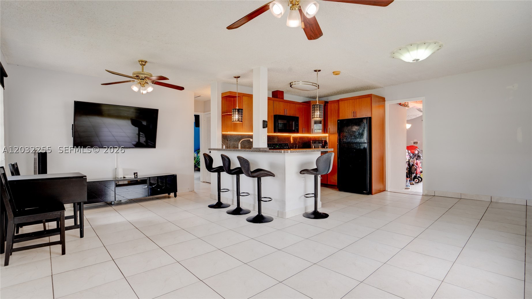 TROPICAL ESTATES 1ST ADDN - Residential
