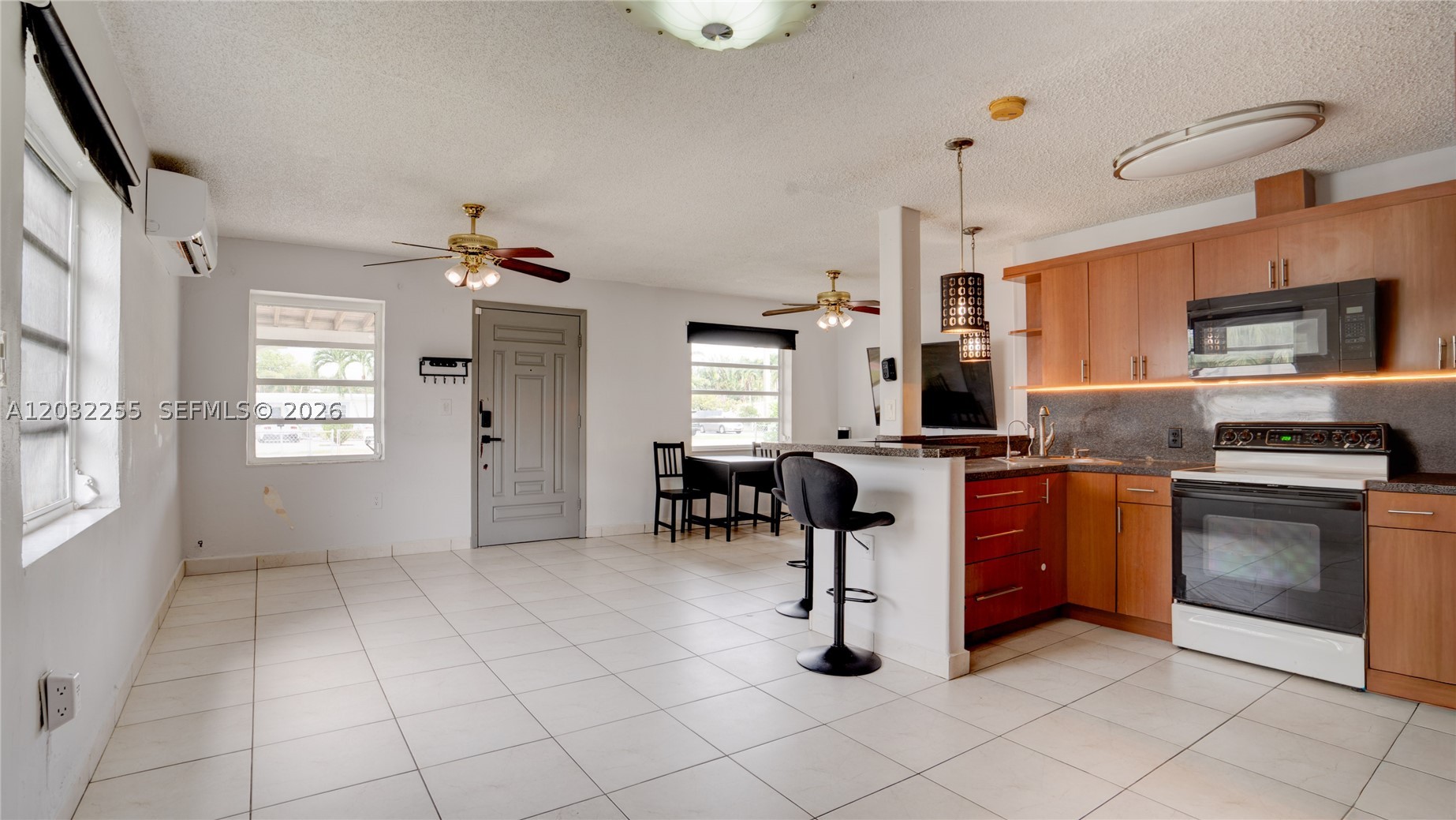 TROPICAL ESTATES 1ST ADDN - Residential