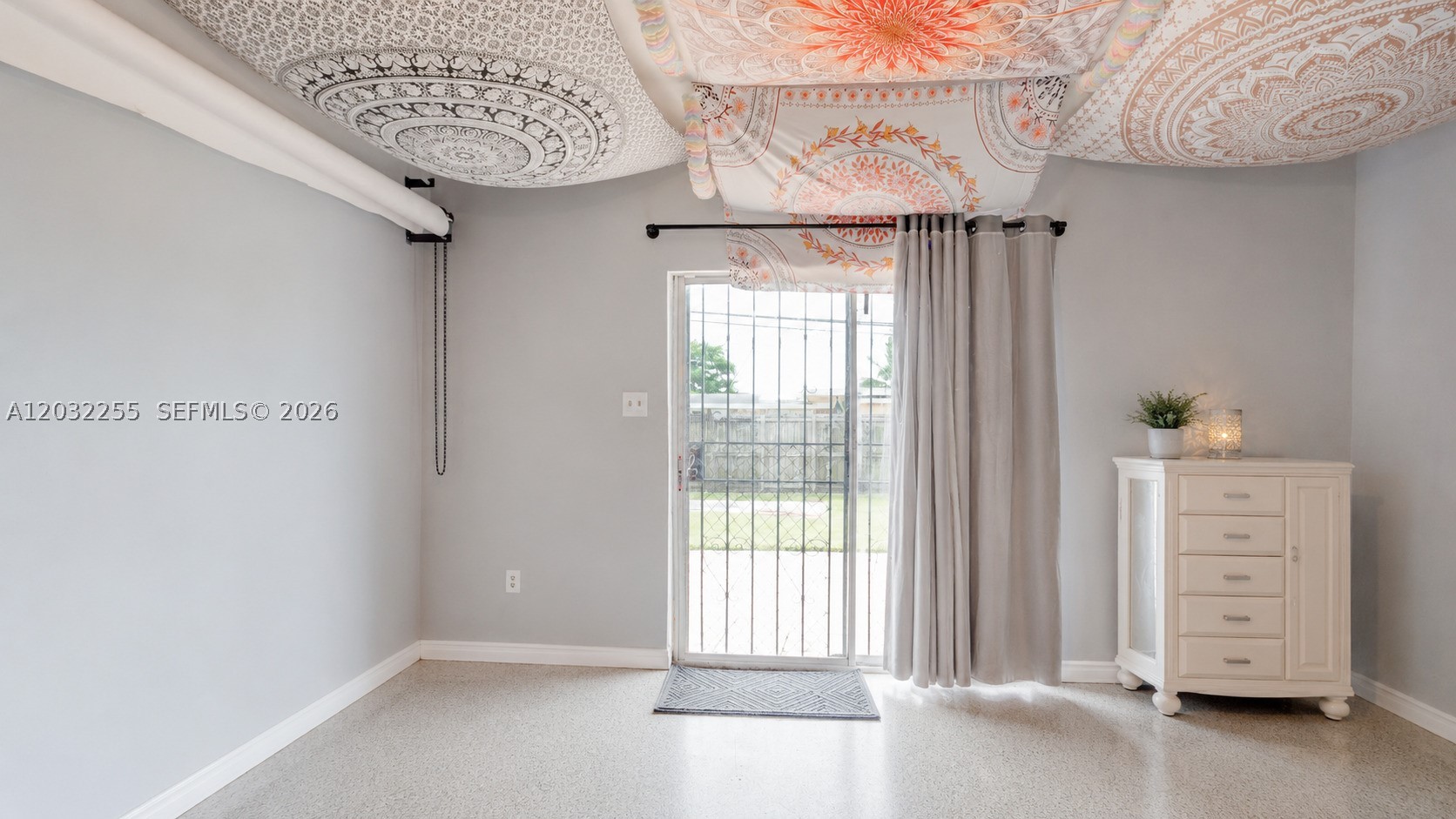TROPICAL ESTATES 1ST ADDN - Residential