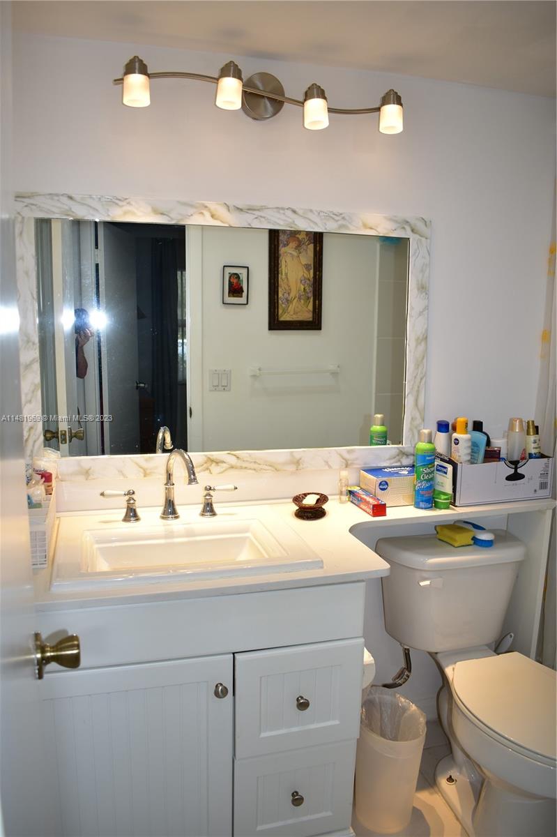 SUNRISE LAKES 121 CONDO - Residential