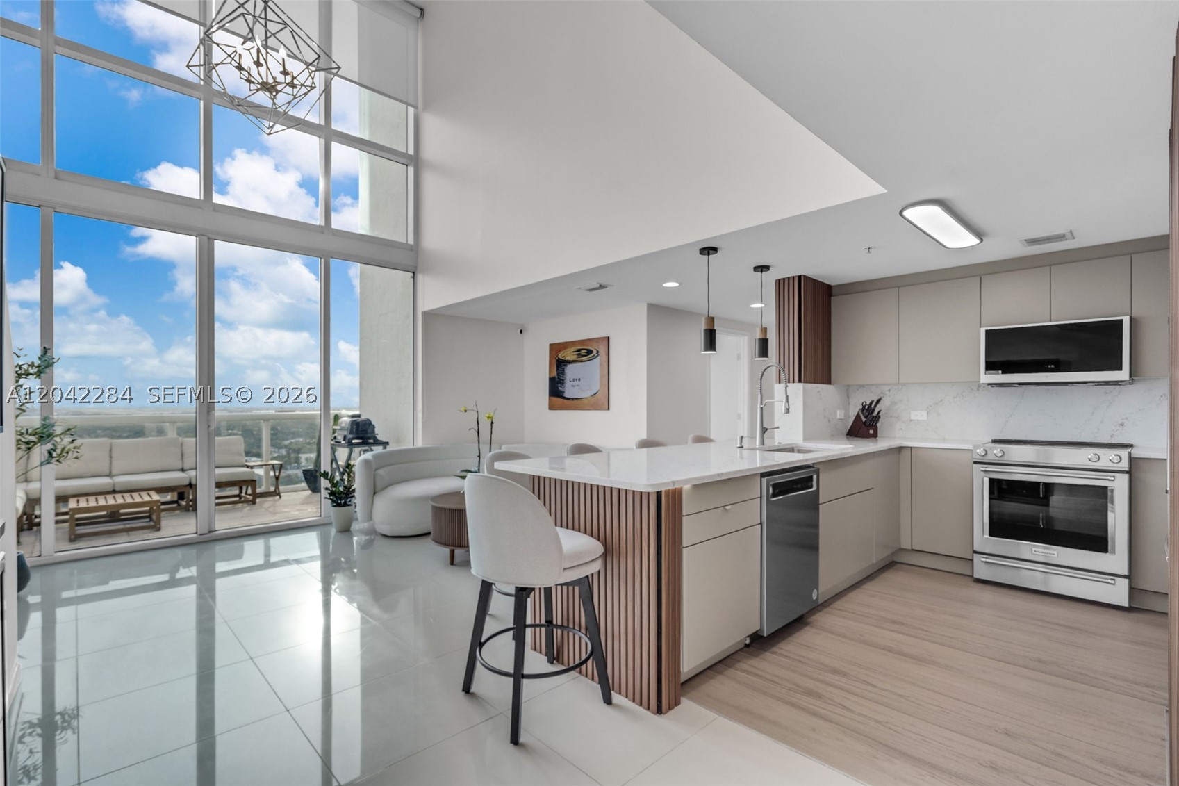TERRAZAS RIVERPARK VILLAGE - Residential