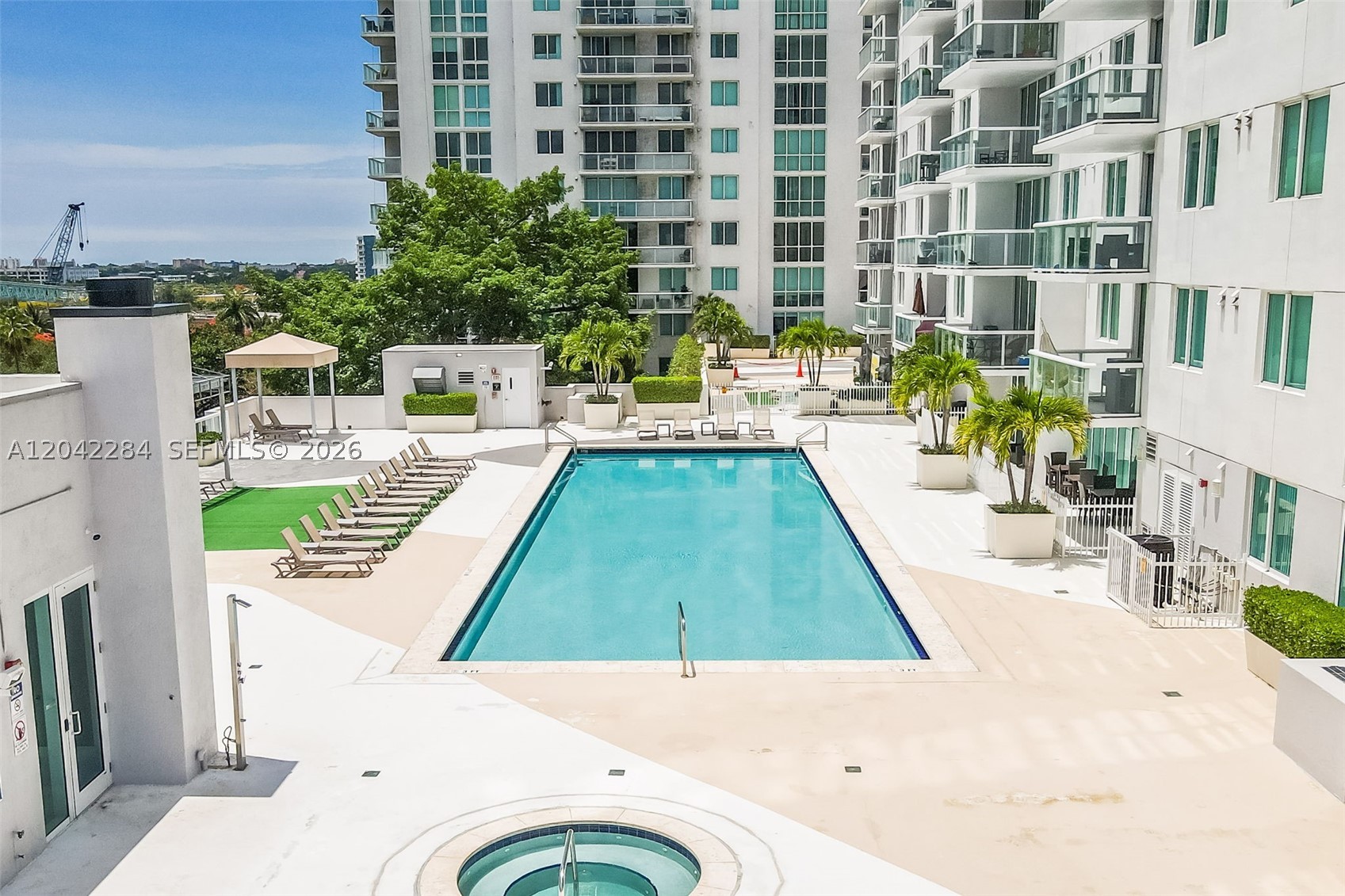 TERRAZAS RIVERPARK VILLAGE - Residential