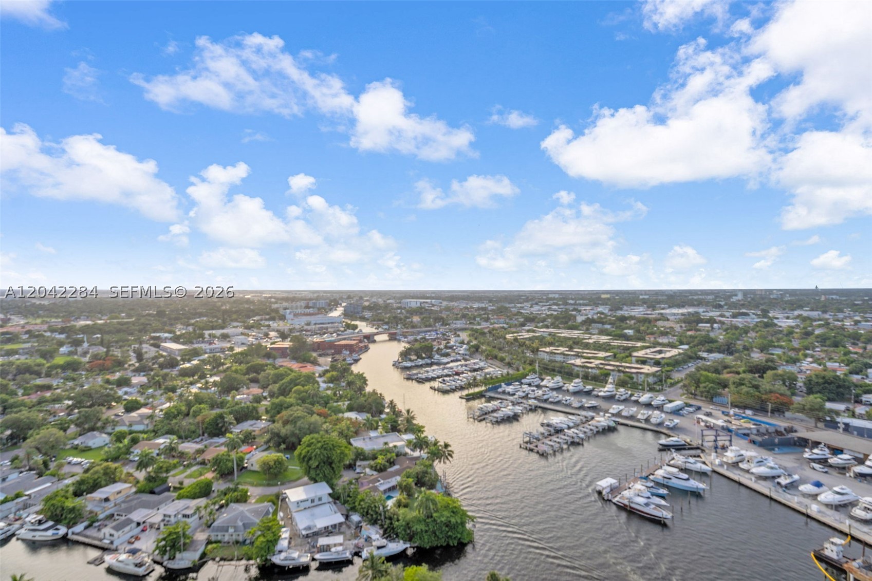 TERRAZAS RIVERPARK VILLAGE - Residential