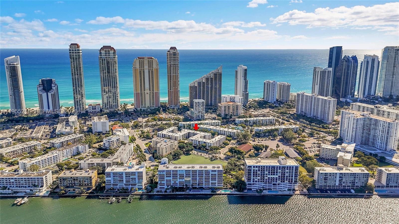 LE CARTIER CONDO - Residential