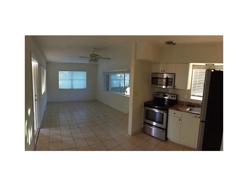HOLLYWOOD SOUTH SIDE ADD - Residential Lease