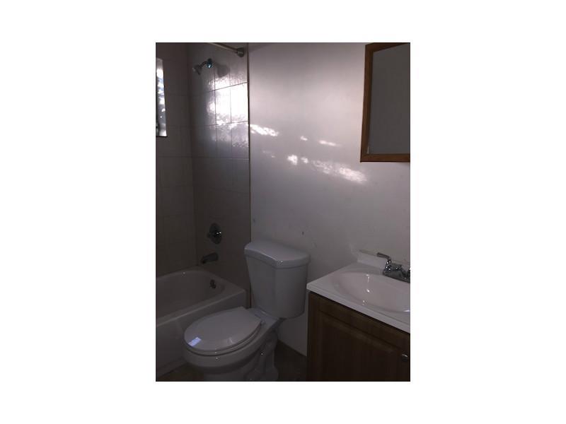 HOLLYWOOD SOUTH SIDE ADD - Residential Lease