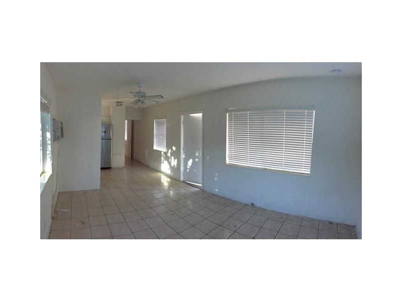 HOLLYWOOD SOUTH SIDE ADD - Residential Lease