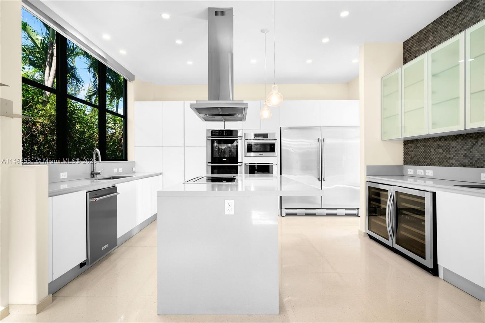 BISCAYNE KEY ESTATES - Residential
