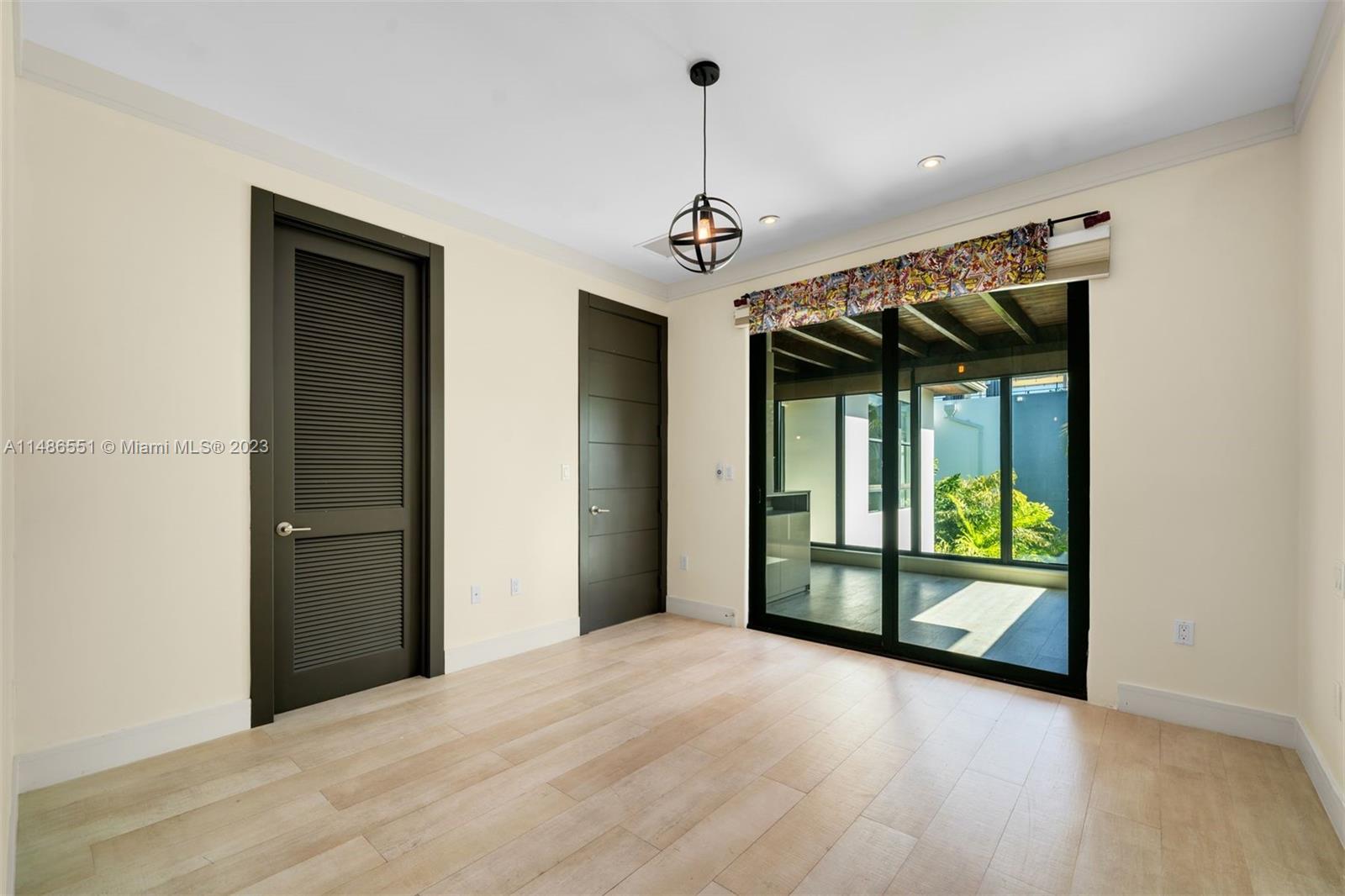 BISCAYNE KEY ESTATES - Residential