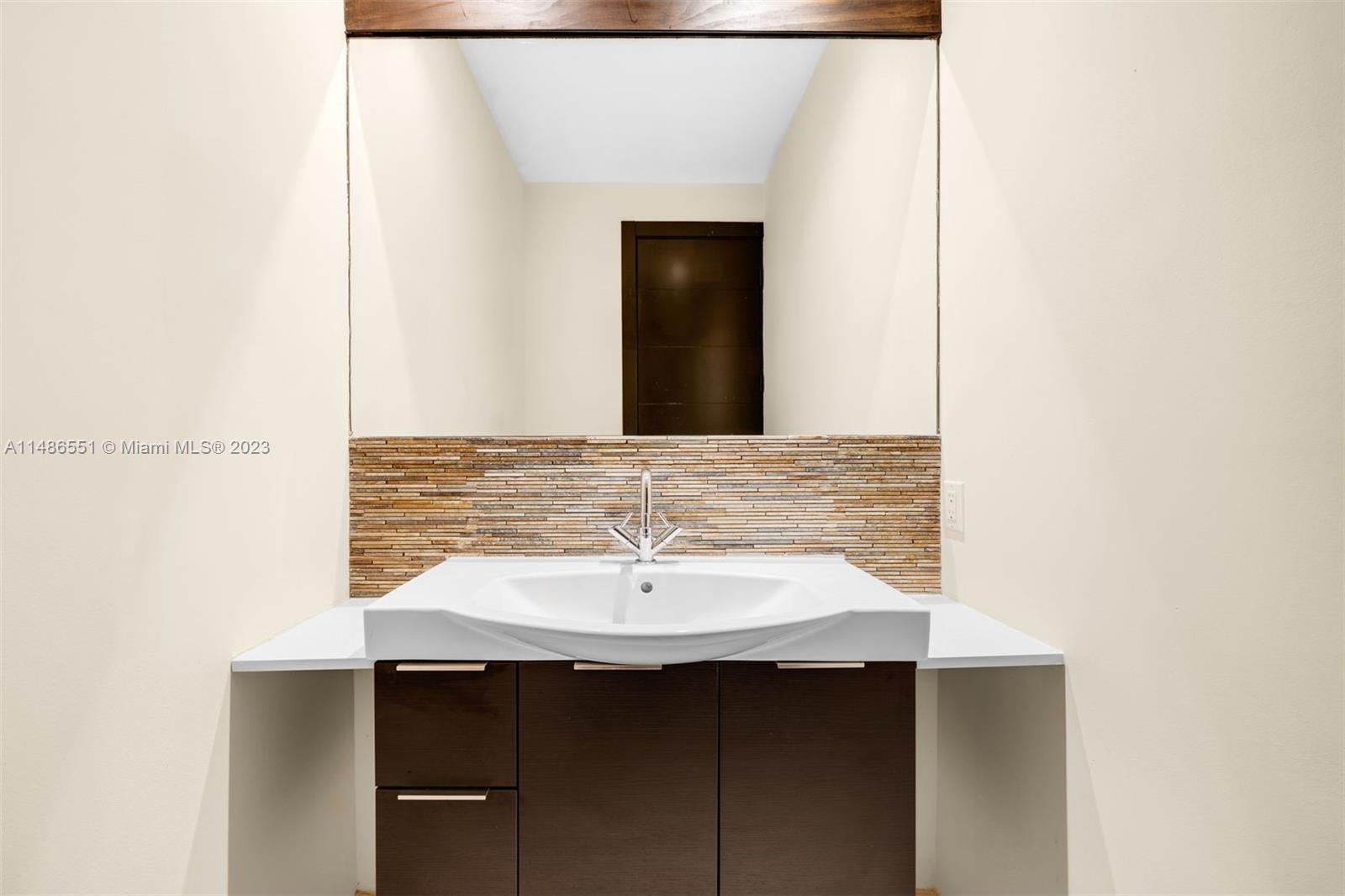 BISCAYNE KEY ESTATES - Residential