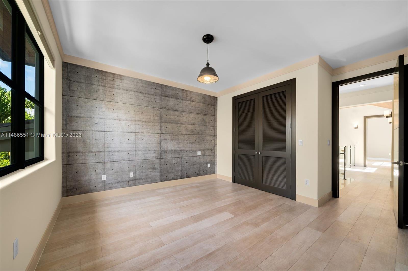 BISCAYNE KEY ESTATES - Residential