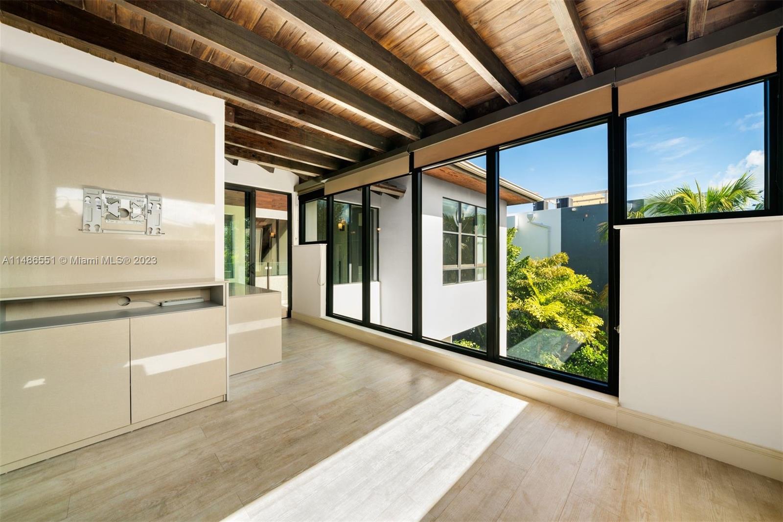 BISCAYNE KEY ESTATES - Residential