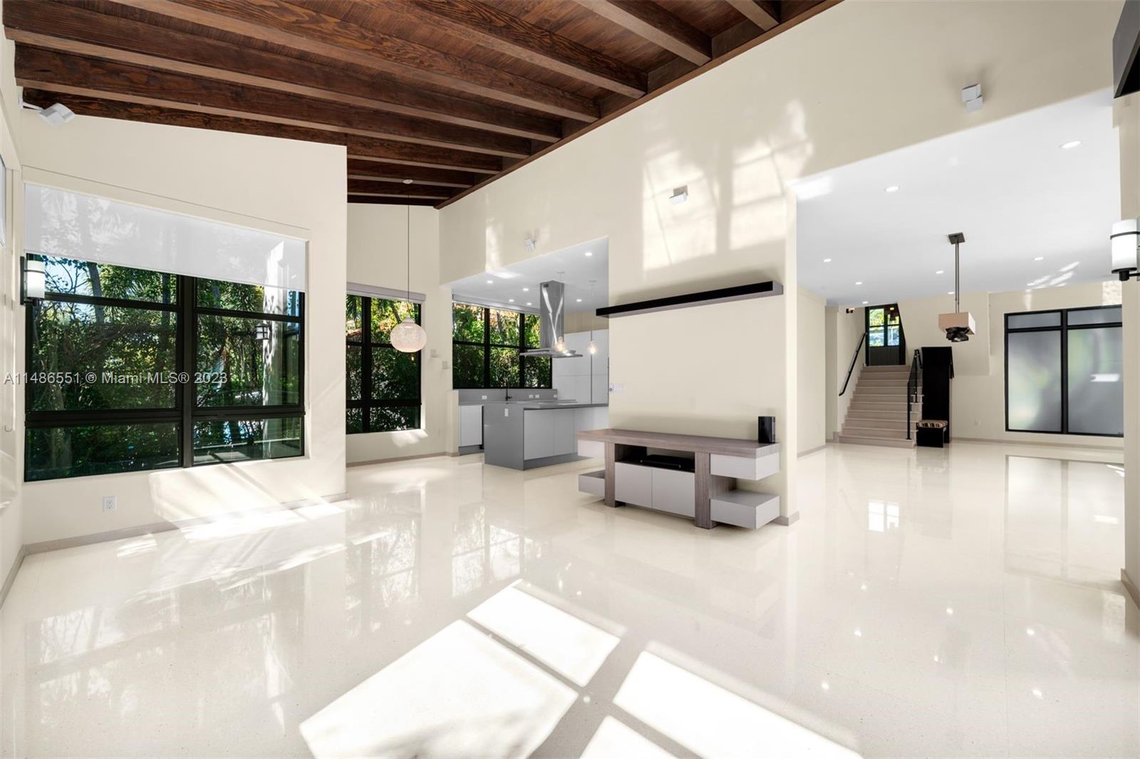 BISCAYNE KEY ESTATES - Residential