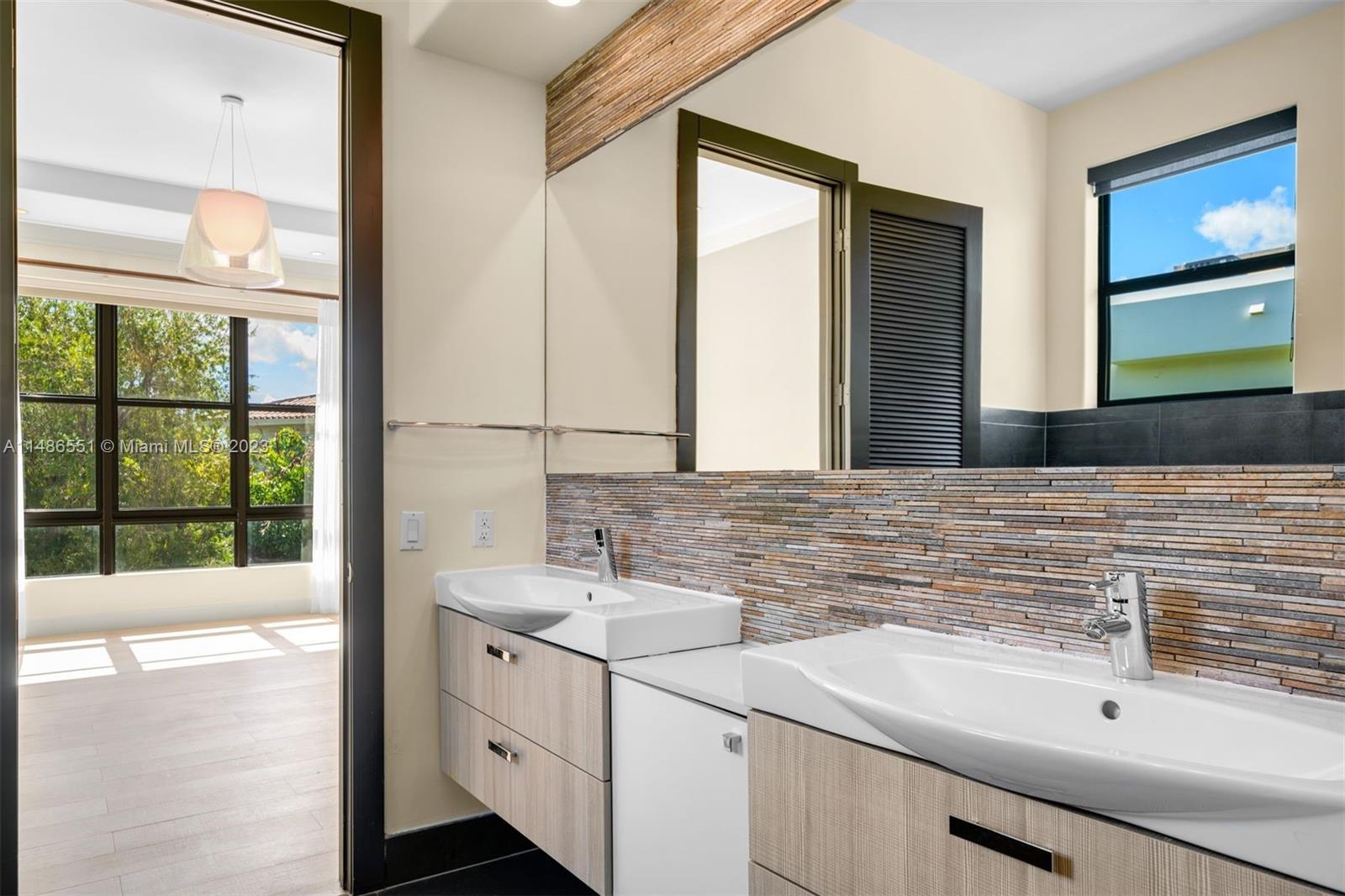 BISCAYNE KEY ESTATES - Residential