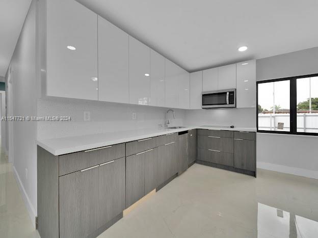 THE TROPICS AMD - Residential Lease