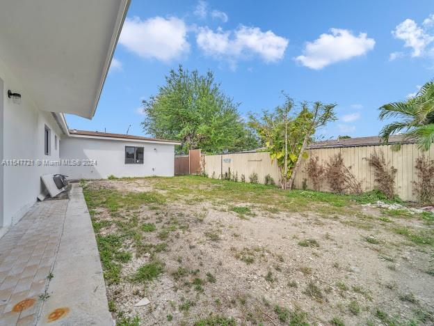 THE TROPICS AMD - Residential Lease