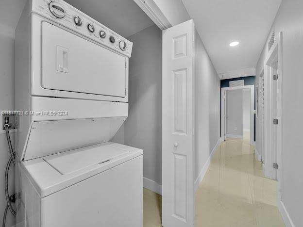 THE TROPICS AMD - Residential Lease