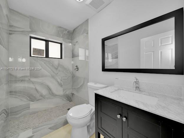 THE TROPICS AMD - Residential Lease